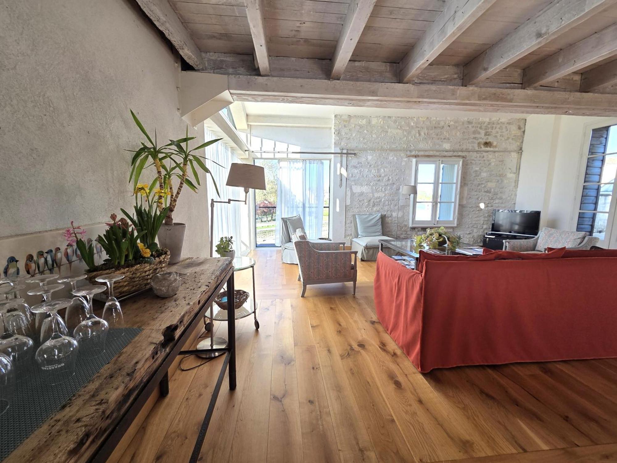 Quai 3 Loft Moderne Et Lumineux Les Pieds Dans L'Eau Apartment Жарнак Стая снимка