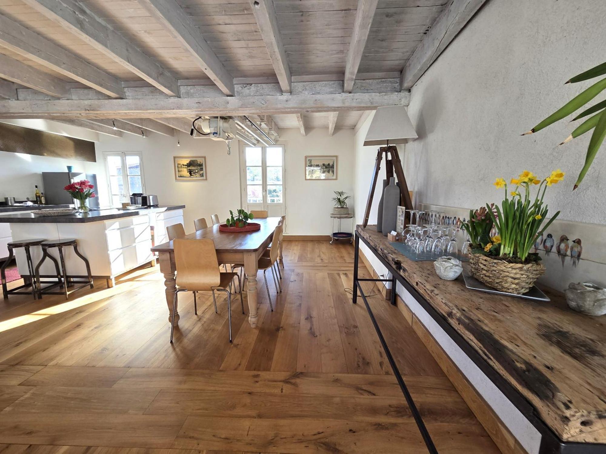 Quai 3 Loft Moderne Et Lumineux Les Pieds Dans L'Eau Apartment Жарнак Екстериор снимка